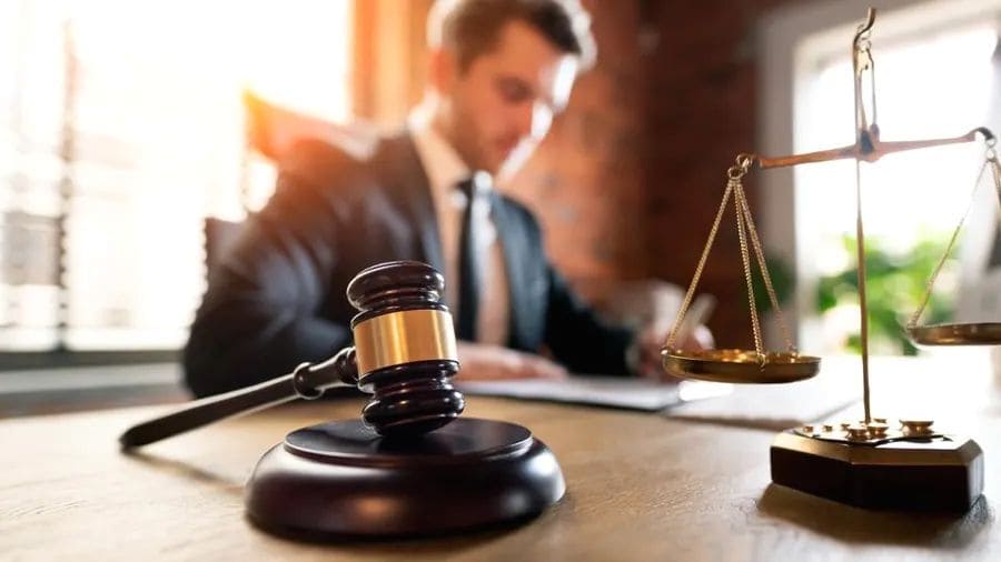 Військовий адвокат