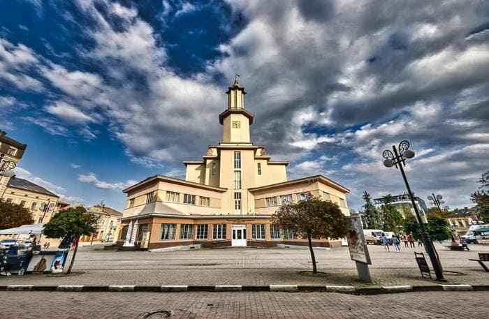 місця для фотосесії в Івано-Франківську.